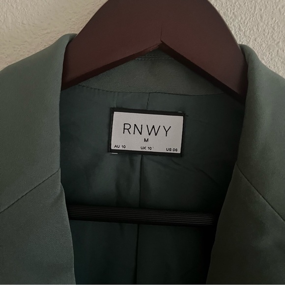 RNWY Mel Blazer Dress in Green Size Medium / US 6 - Picture 9 of 12
